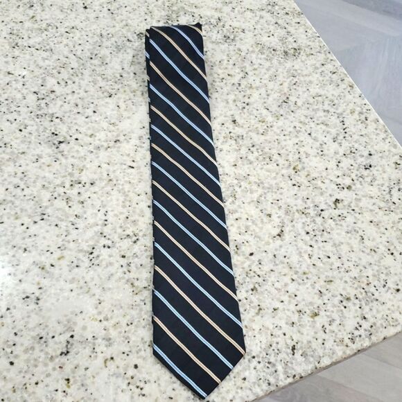 Izod Mens 100% Silk  Black, Stripe Tie - Picture 1 of 4